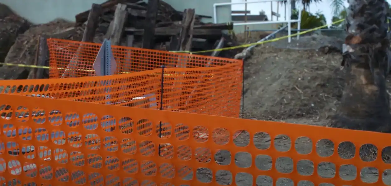 Durable Steel Fence Posts Temporary Barrier Fence Posts BuildGuards